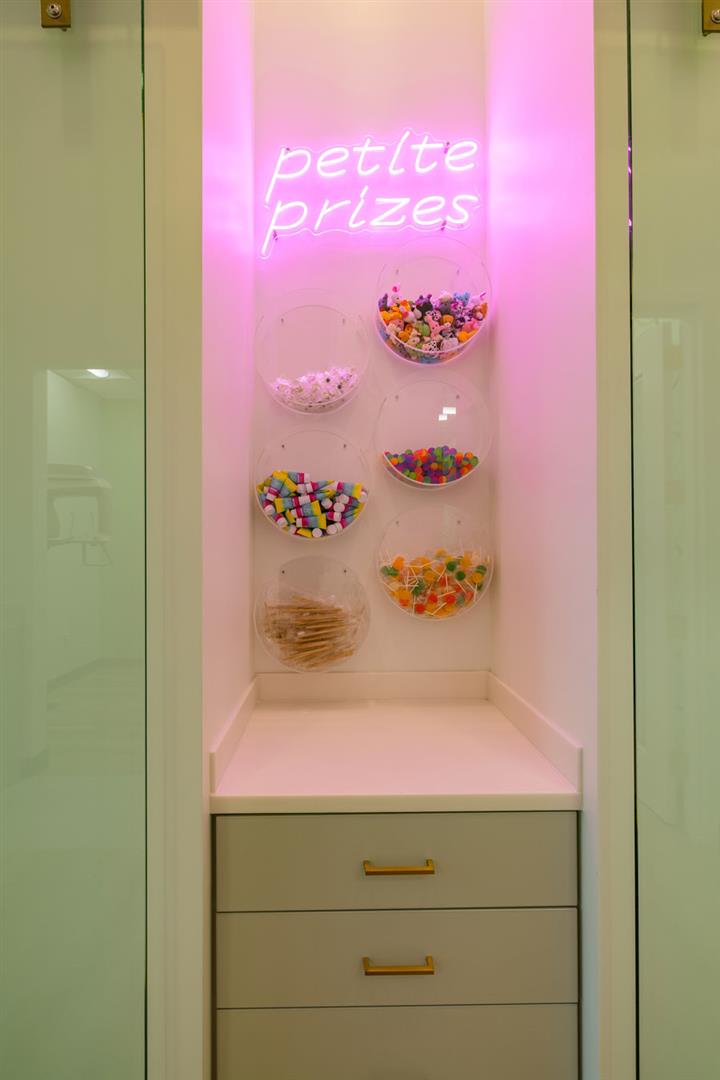 Petite smiles | Interior Design Portfolio
